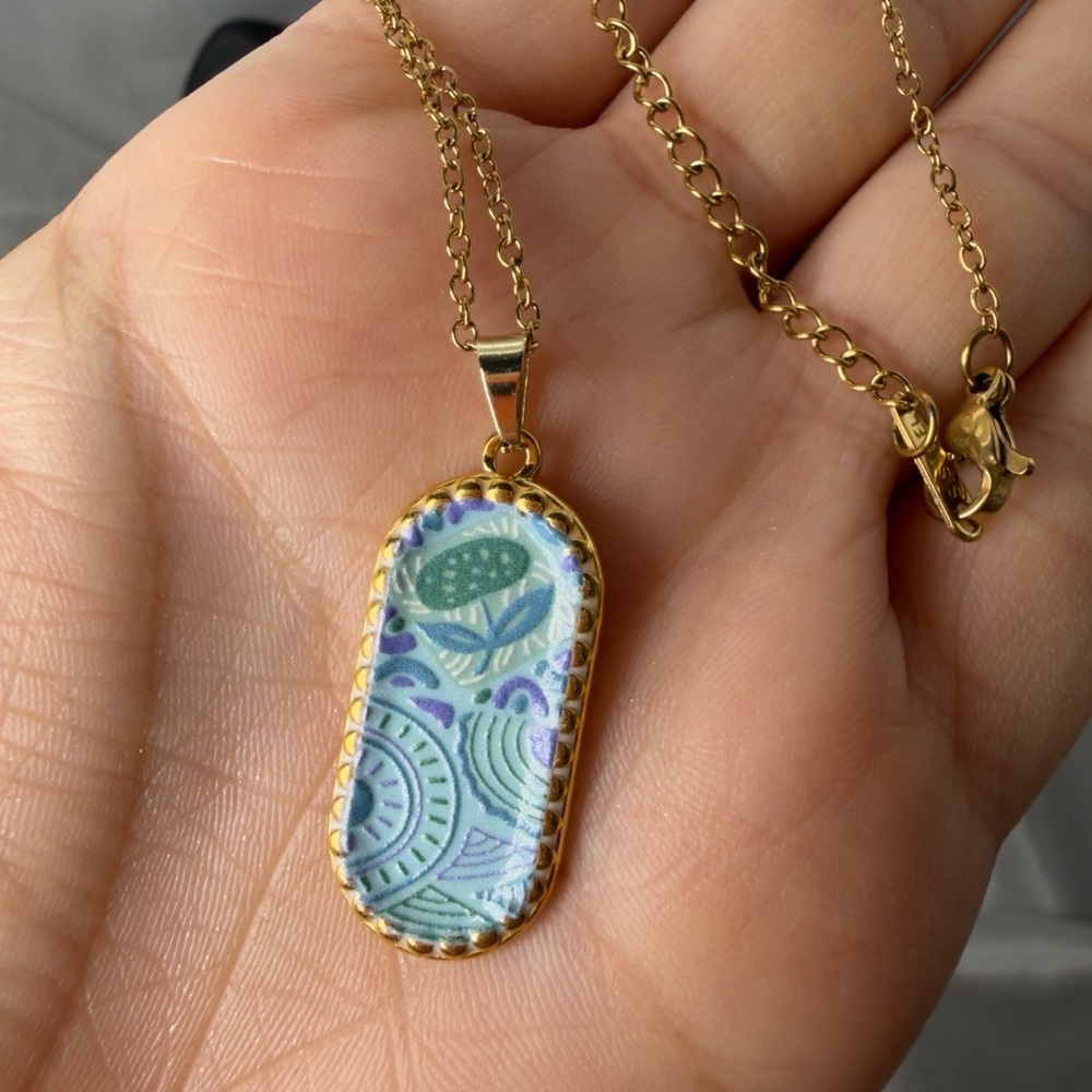 Gold and Blue Pendant Necklace